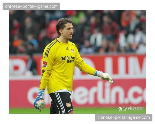 特写：德国老将乌韦·根斯海默打入个人德甲生涯第3000球