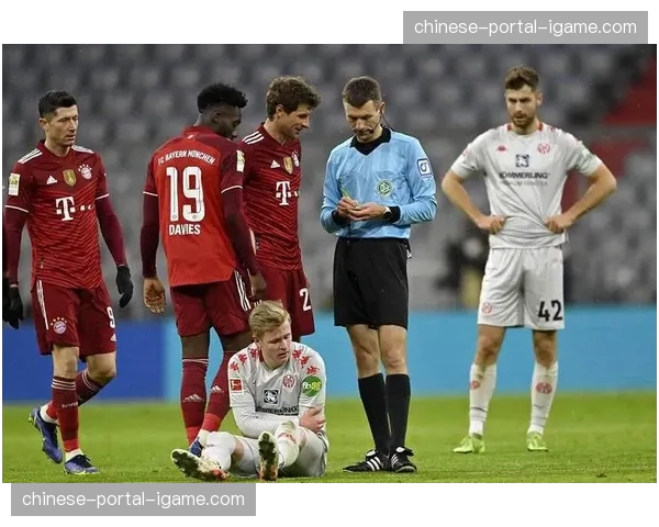 云达不莱梅对阵斯图加特，主队上半场完成五次门线救险，力保球门不失